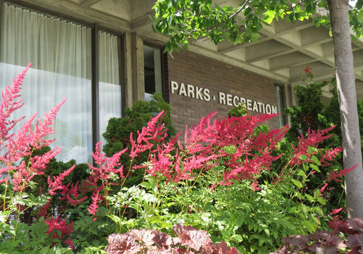 P&R Building Entrance