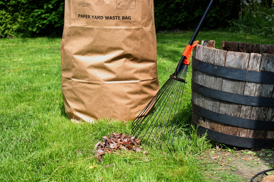 New Yard Waste Collection begins October 1 – No Plastic Bags